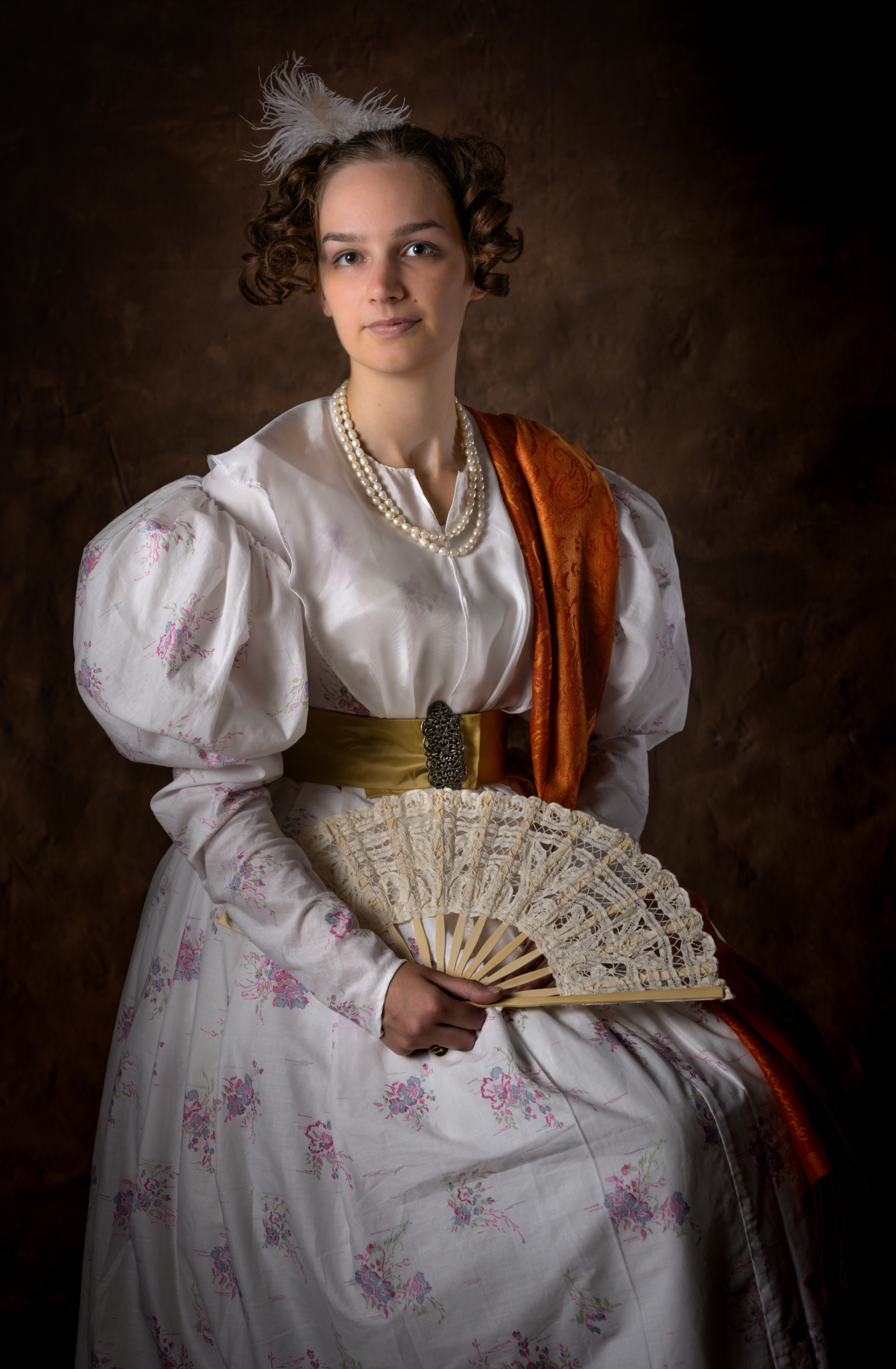 1830-ųjų dieninė suknelė
