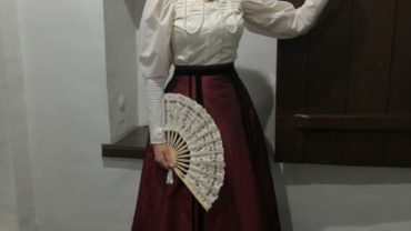 1890 istorinis kostiumas